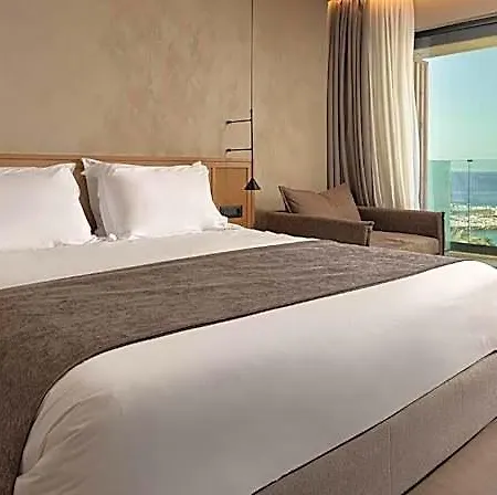Hotel Ella Helea